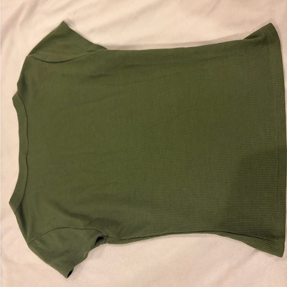 Rue21 Olive Ribbed Tee - Picture 3 of 3